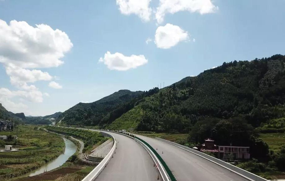 山西为公路建立数字化路产档案